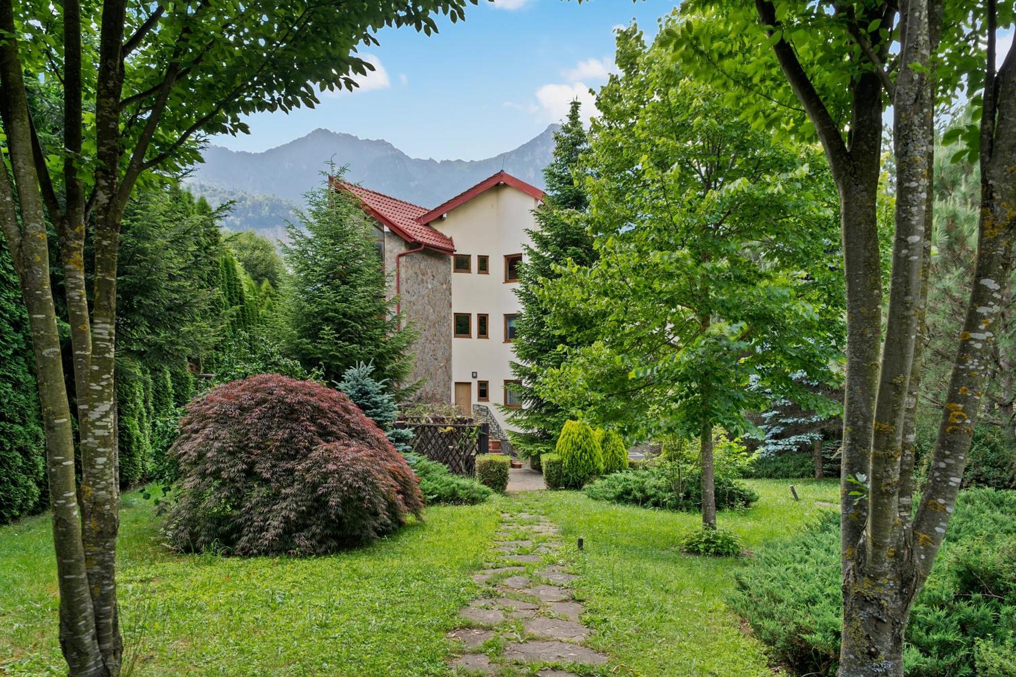 Wine Cellar Villa With Beautiful Garden In Sinaia - Busteni Poiana Tapului Extérieur photo