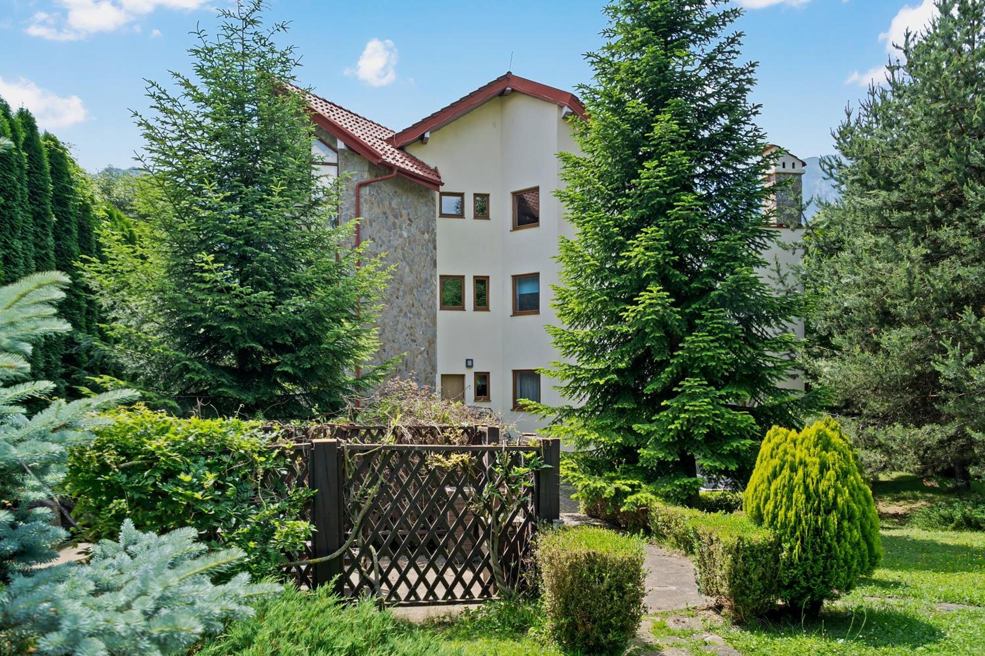 Wine Cellar Villa With Beautiful Garden In Sinaia - Busteni Poiana Tapului Extérieur photo